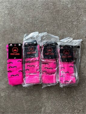 Red Lion Pink Mustache Print Calf High Socks Bundle of 4